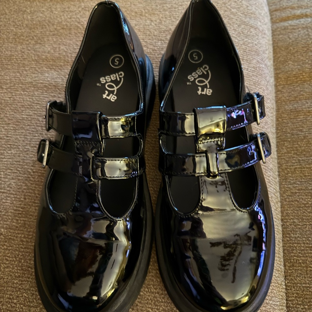 Art Class Shiny Black Kids Dress Shoes
